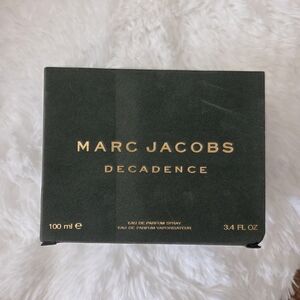 Marc Jacobs Decadence